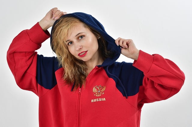 芝加哥公牛球员诺亚·埃森格因伤报销，NBA生涯受挫，发展联盟表现亮眼，未来仍有潜力。