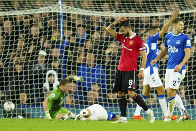 里夫斯17罚15中狂砍36分8助攻，湖人铩羽凯尔特人背靠背鏖战惨败